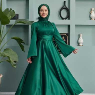 robe longue soirée satin Kobe avec ceinture face
