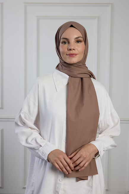 Hijab Coton Pur Brun Taupe – Maison Haya