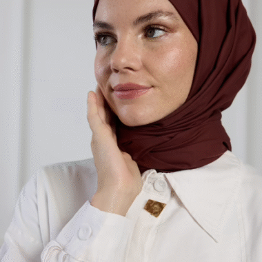 Hijab en Coton Pur Marron – Maison Haya