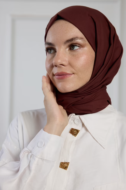 Hijab en Coton Pur Marron – Maison Haya