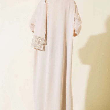 abaya femme cérémonie beige chic dos